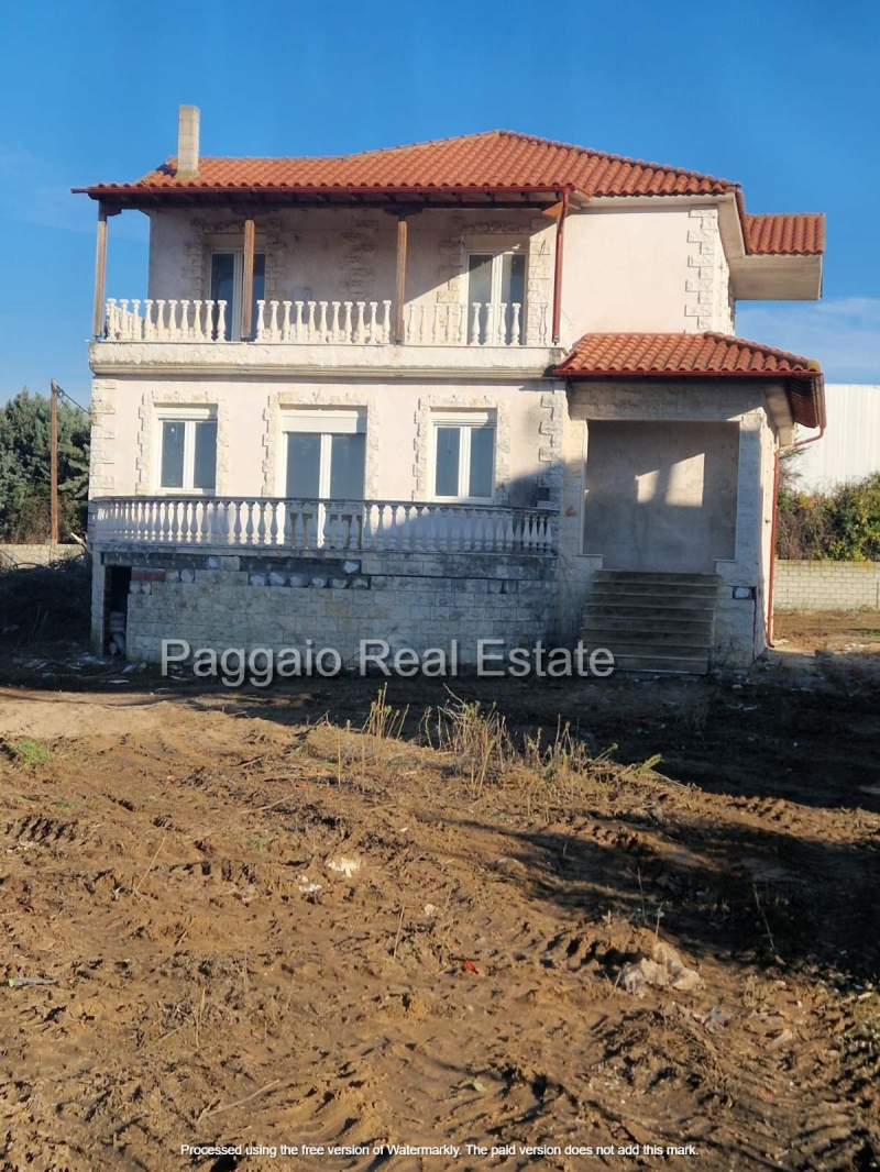 property-img