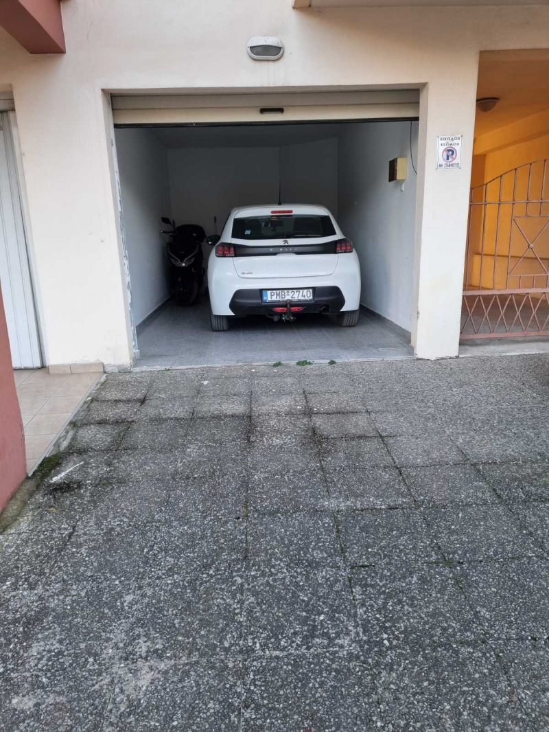 property-img