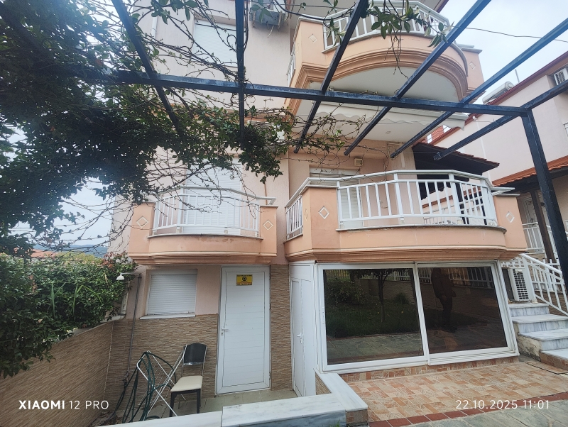 property-img